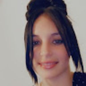 Meet your Posher, Samira